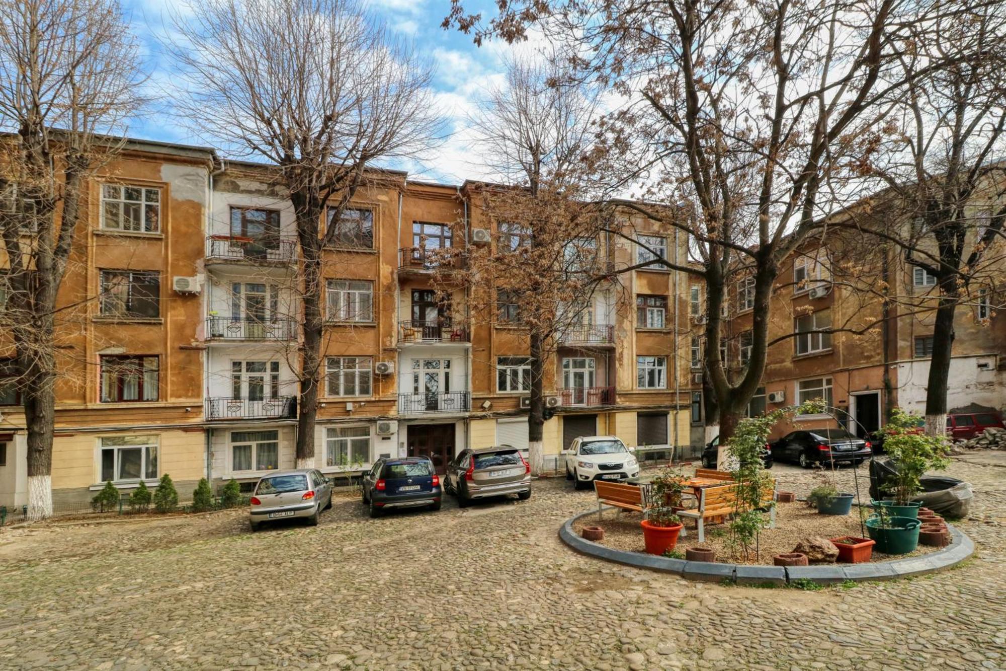 Neo-Classic Design Near Downtown Βουκουρέστι Εξωτερικό φωτογραφία